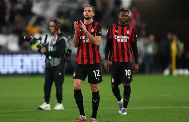 -640-0-1759940214xrabiot-leaojpg-796